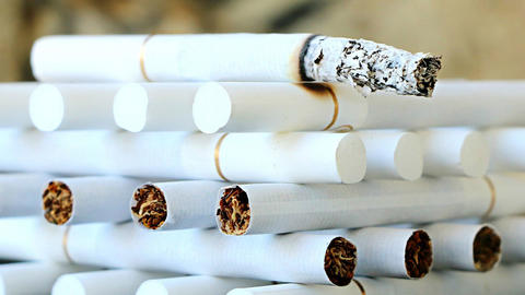 Bild von gestapelten Zigaretten